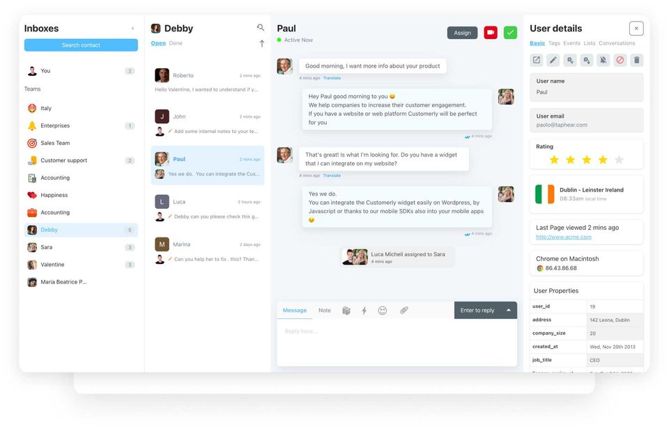 Customer service software with live chat